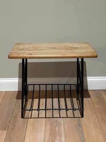 Bijzettafel eik beschikbaar voor biedingen