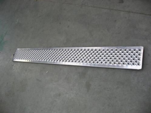 Nieuwe lichtgewicht aluminium oprijplaten 2m te Aalst, Auto diversen, Overige Auto diversen, Ophalen