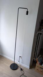 Zwarte staande lamp, Ophalen, Zo goed als nieuw, 150 tot 200 cm