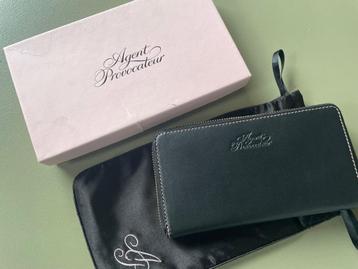 Ongebruikte lederen portefeuille Agent Provocateur beschikbaar voor biedingen