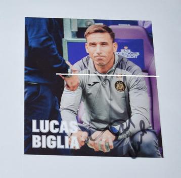 RSC Anderlecht / Gehandtekende foto / Lucas Biglia beschikbaar voor biedingen