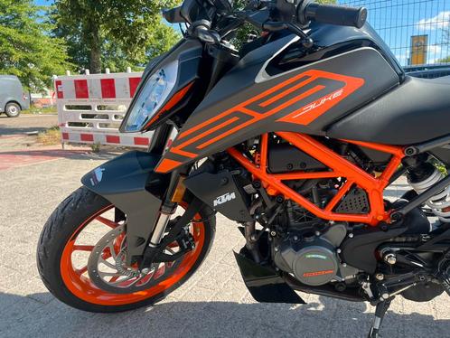 KTM duke 125. 275kilometer(nieuw), Motoren, Motoren | KTM, Particulier, Enduro, 11 kW of minder, 1 cilinder, Ophalen