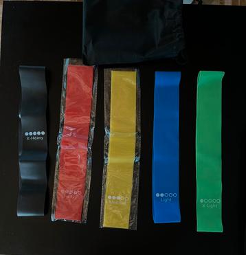 Resistance bands - light - heavy - with case beschikbaar voor biedingen
