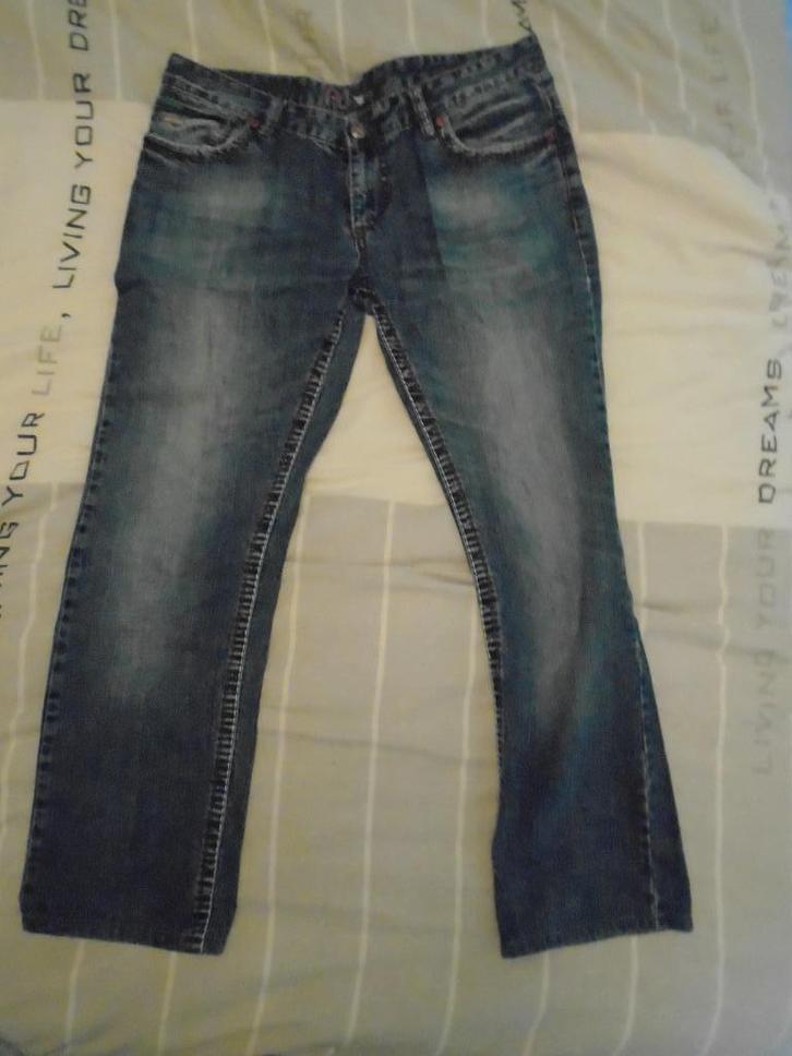 Hippe blauwe jeansbroek Armani Jeans maat 38, Kleding | Heren, Spijkerbroeken en Jeans, Gedragen, W36 - W38 (confectie 52/54)