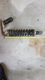 Amortisseur central, Enlèvement, Utilisé