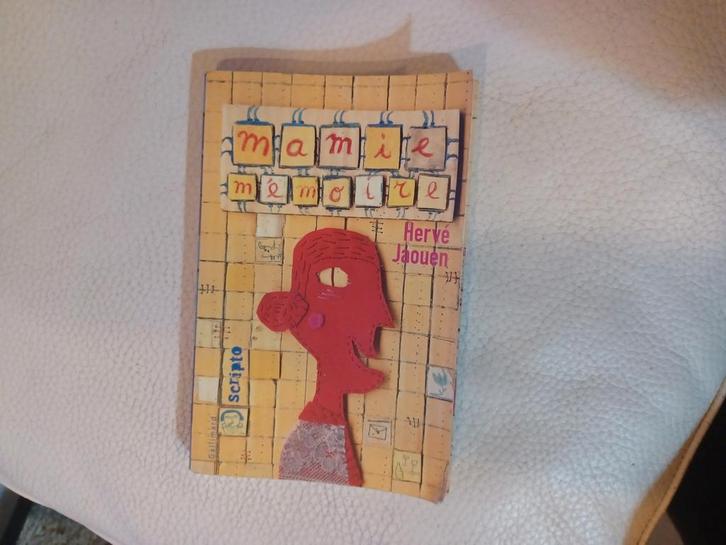 Mamie mémoire  ( Hervé Jaouen), Boeken, Literatuur, Zo goed als nieuw, Ophalen