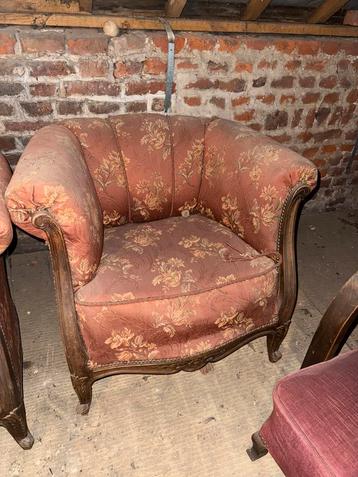 Kleine vintage woonkamer. 120€ beschikbaar voor biedingen