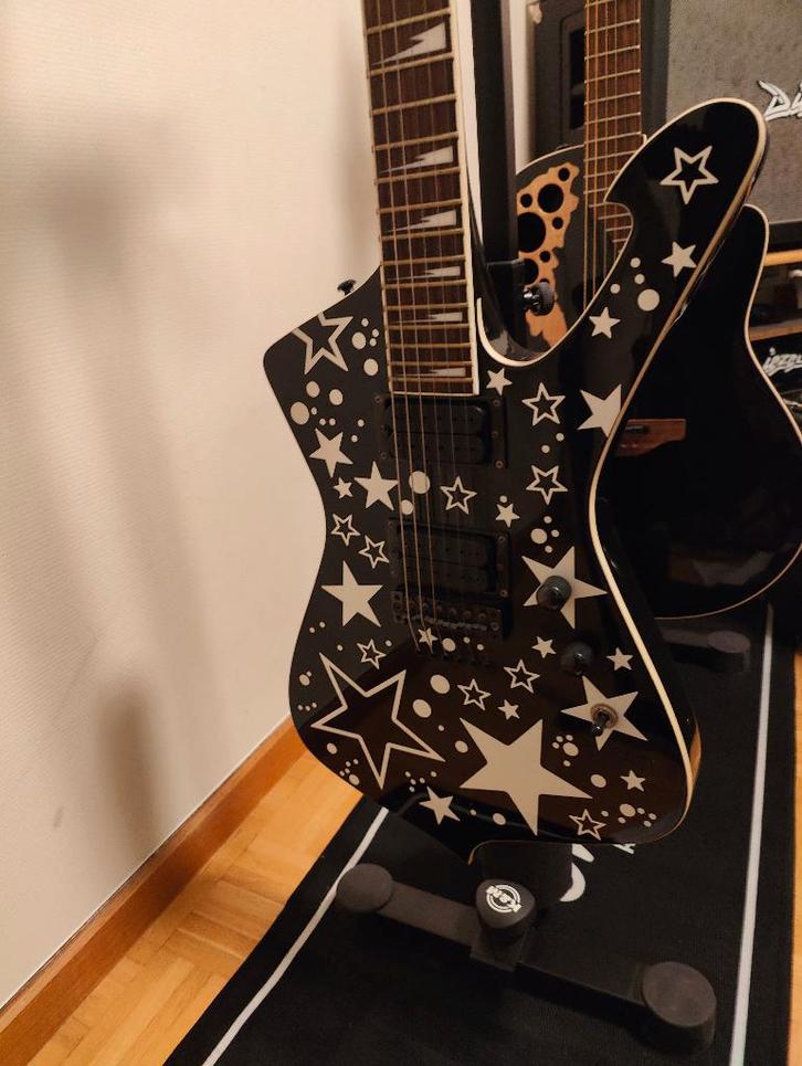 Ibanez Iceman ICT700, inclusief koffer, Muziek en Instrumenten, Snaarinstrumenten | Gitaren | Elektrisch, Zo goed als nieuw, Solid body