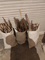 Om 4 zakken met houtlatten te geven, verwarming, barbecue, Tuin en Terras, Brandhout, Minder dan 3 m³, Takken, Ophalen, Overige houtsoorten