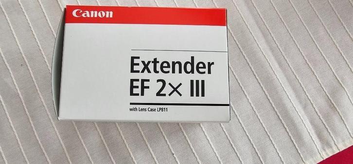 Canon EF 2.0x III Extender (teleconverter), Audio, Tv en Foto, Foto | Lenzen en Objectieven, Zo goed als nieuw, Accessoires, Zoom