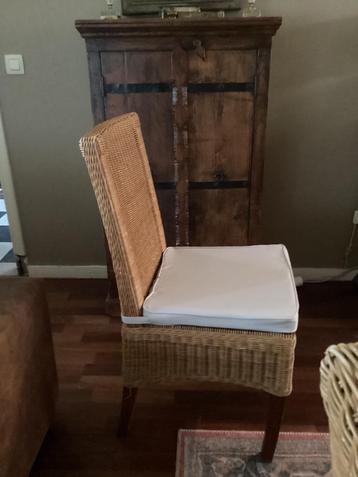 Eettafel met 6 stoelen + dressoir, Enlèvement, Utilisé, Autres essences de bois, Landelijk