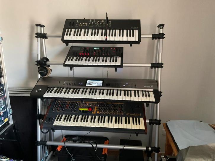 Verkoop studio : Nord - Waldorf - Korg enz, Musique & Instruments, Synthétiseurs, Comme neuf, Korg, Avec valise ou flightcase