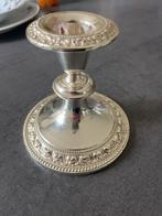 Chandelier en argent, Enlèvement, Argent