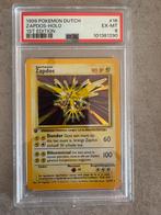 Pokemon Zapdos 1st edition, Ophalen of Verzenden, Zo goed als nieuw