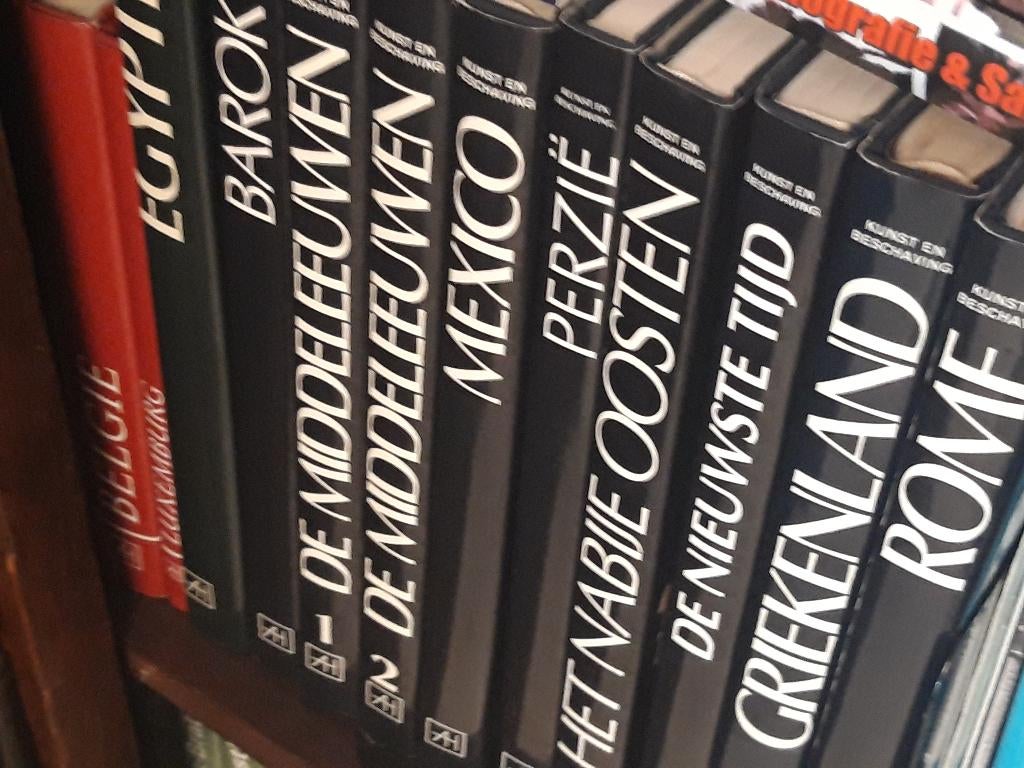 Artis-Historia, Enlèvement, Comme neuf, Artis historia, Album d'images