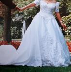 Trouwkleed in wit satijn maat 38 met parels en sleep, Trouwjurk, Wit, Mori Lee, Ophalen of Verzenden