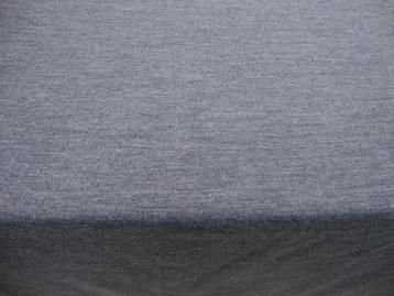 Middelgrijze jersey van 1,15 m/1,50 m beschikbaar voor biedingen