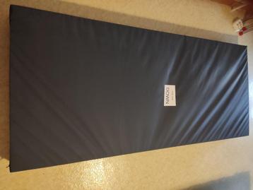 matras voor ziekenhuisbed beschikbaar voor biedingen