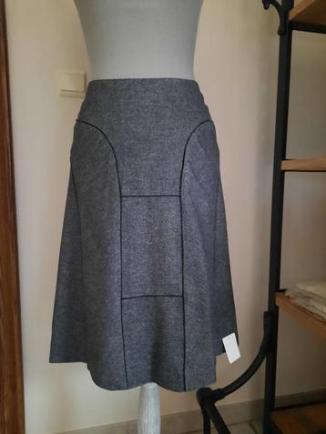 Nouvelle jupe grise en cachemire/soie par Armando de vincent, Neuf, Taille 38/40 (M), Armando de Vincentiis, Gris