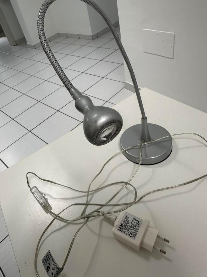 Flexibel bureaulamp Ikea, Huis en Inrichting, Lampen | Tafellampen, Zo goed als nieuw, Ophalen