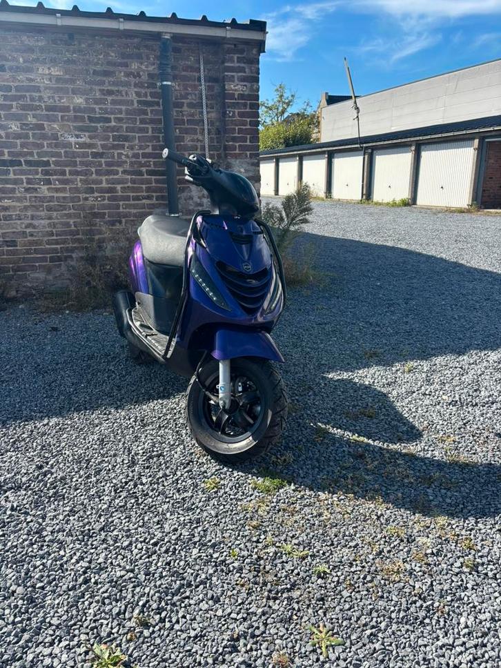 Piaggio zip 125cc, Fietsen en Brommers, Scooters | Piaggio, Gebruikt, Zip, Ophalen