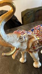 porcelaine éléphants polycrome de capodimonte, Antiquités & Art, Enlèvement