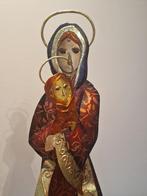 Statue religieuse de la Vierge Marie et de l'Enfant Jésus, Enlèvement