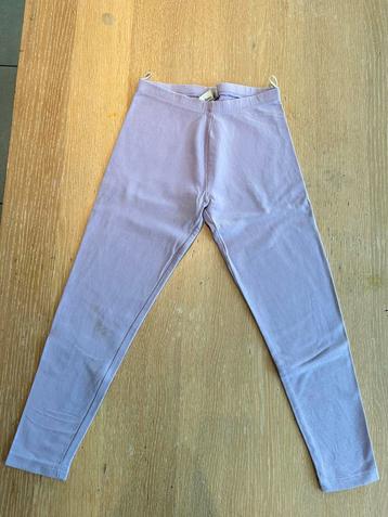 Paarse legging C&A - maat 140 beschikbaar voor biedingen