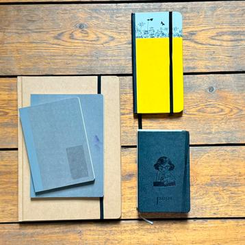 Lot de 6 carnets / cahiers beschikbaar voor biedingen