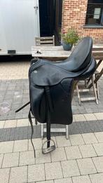 Dressuurzadel 17,5”, Dieren en Toebehoren, Paarden en Pony's | Zadels, Ophalen, Gebruikt, Dressuur