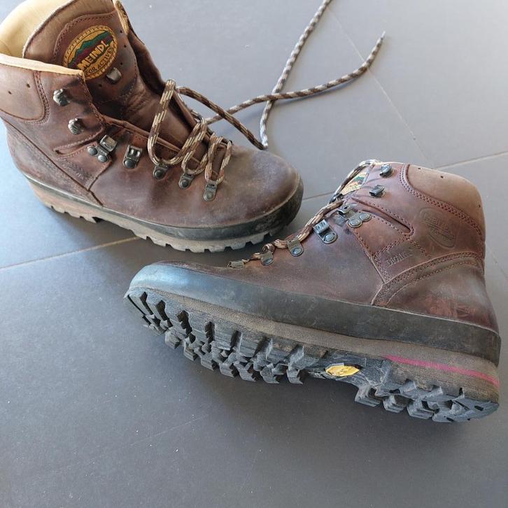 wandelschoenen Meindl Borneo bergschoenen maat 40,5, Sport en Fitness, Bergsport en Wandelen, Gebruikt, Schoenen, Ophalen of Verzenden
