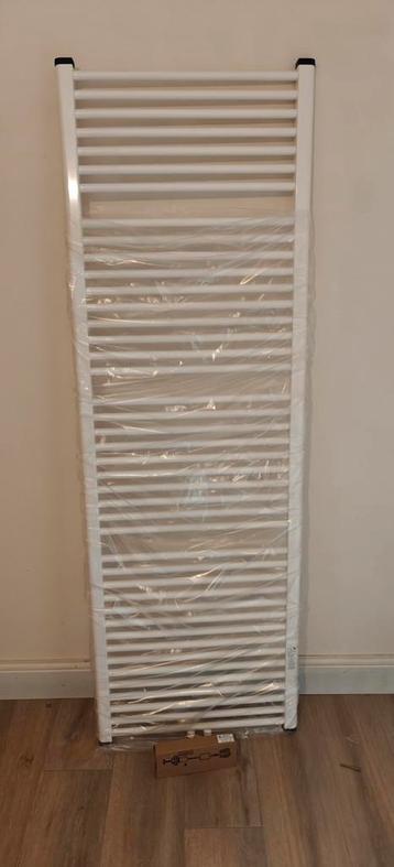 Handdoek radiator nieuw 180x60cm beschikbaar voor biedingen