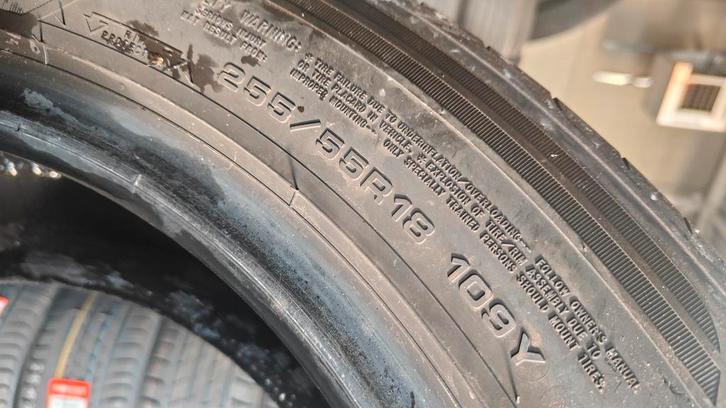 255/55r18 109y Goodyear 6mm 50€ per stuk met montage 25555, Auto-onderdelen, Besturing, Ophalen of Verzenden