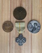 Lot de médaille, médaillon, Timbres & Monnaies, Pièces & Médailles, Autres matériaux, Enlèvement ou Envoi