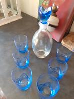 Carafe et verres transparents et bleus, Collections, Verres & Petits Verres, Enlèvement, Comme neuf