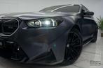 BMW M5 xDrive G99! B&W / HUD / ACC / 360 / Frozen / Pano!, Auto's, Automaat, 4395 cc, Overige brandstoffen, Leder