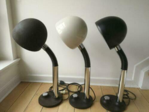 Grande lampe Bauhaus 1970 tafellamp / Bureau ( X 3 ), Huis en Inrichting, Lampen | Tafellampen, Gebruikt, 50 tot 75 cm, Metaal