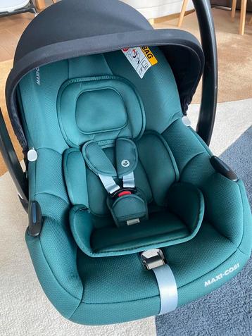 Maxi-Cosi Cabriofix i-Size als nieuw beschikbaar voor biedingen