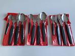Vintage camping bestek set in plastiek etui ( 3 x ) in rood, Ophalen of Verzenden