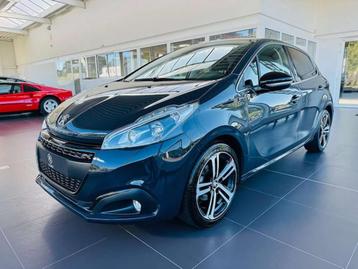 Peugeot 208 1.2i * GARANTIE + GT LINE + TOIT PANO + GPS * beschikbaar voor biedingen