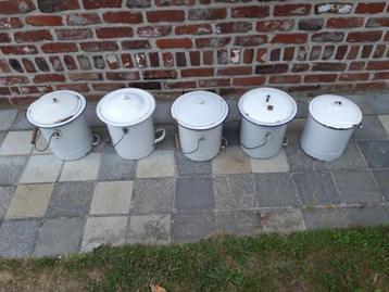 Oude  wc  potten in  email   nog  2  stuks, Enlèvement