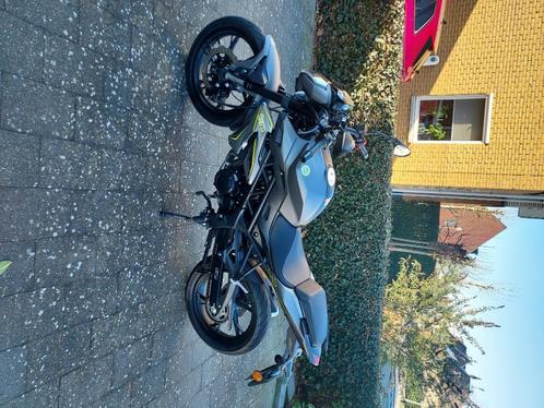 Benelli BN 125 minder dan 1000km!, Motoren, Motoren | Benelli, Particulier, Naked bike, 11 kW of minder, 1 cilinder, Ophalen