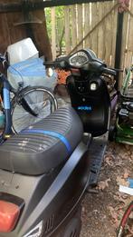 agm vx 50 a klasse, Fietsen en Brommers, Ophalen, Zo goed als nieuw