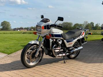 Honda CX650E V-twin tourmotor beschikbaar voor biedingen