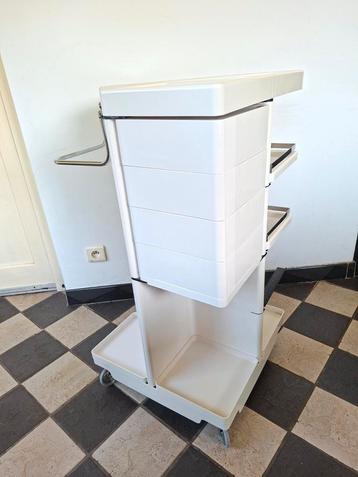70's Guzzini space age artist trolley beschikbaar voor biedingen