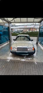 Mercedes 250D - w124  oldtimer, Cuir, Achat, Boîte manuelle, 5 portes