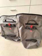 Fietstas, 2 stuks. Zo goed als nieuw. 27 Liter per tas., Ophalen, Zo goed als nieuw