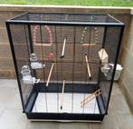 Grote vogelkooi met accessoires, Dieren en Toebehoren, Vogels | Hokken en Kooien, Ophalen, Nieuw, Vogelkooi