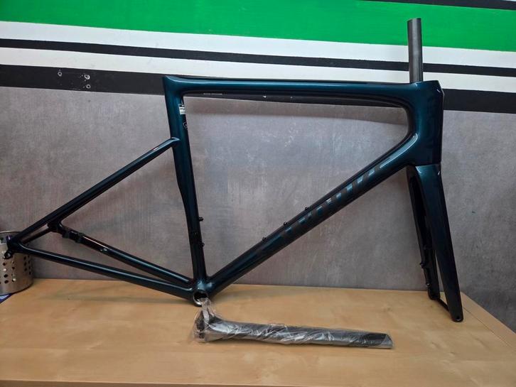 Specialized S-works tarmac SL8 frameset 58CM Nieuw!, Vélos & Vélomoteurs, Vélos Pièces, Neuf, Vélo de course, Enlèvement ou Envoi