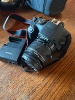 Canon EOS 2000D avec objectif 18-55, Ophalen of Verzenden, Zo goed als nieuw, Canon